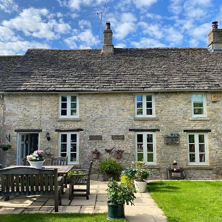Newmans Cottage เบอร์ฟอร์ด ภายนอก รูปภาพ