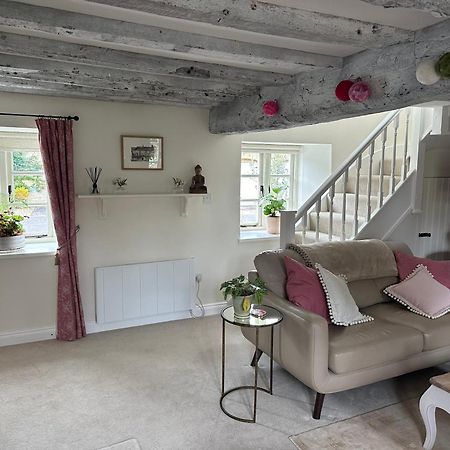 Newmans Cottage เบอร์ฟอร์ด ภายนอก รูปภาพ