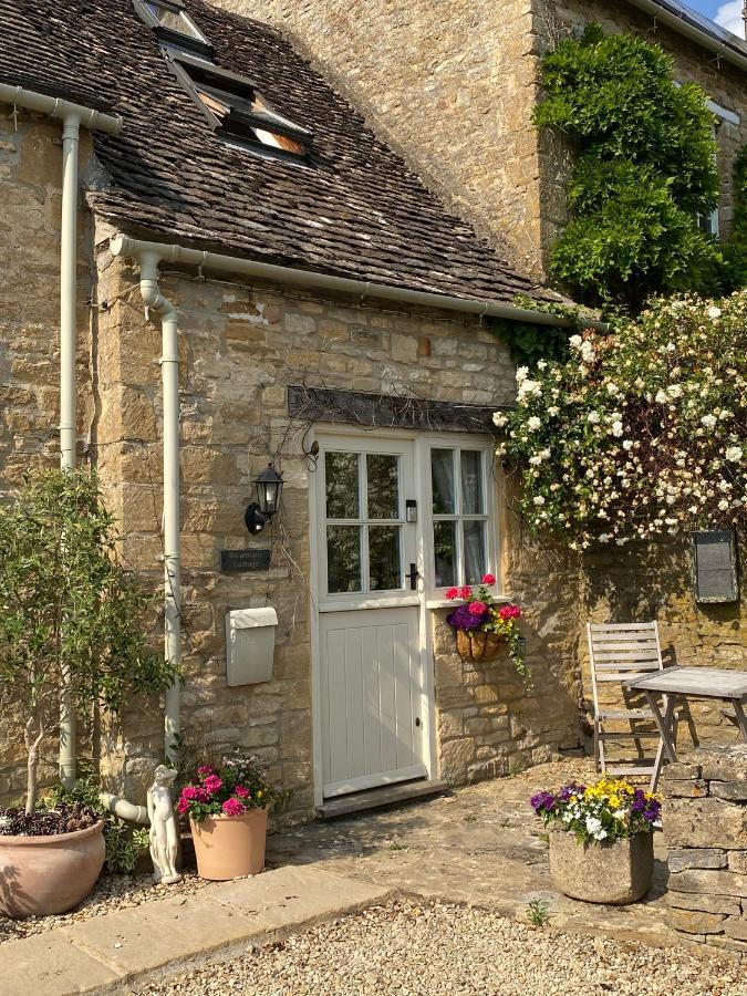 Newmans Cottage เบอร์ฟอร์ด ภายนอก รูปภาพ