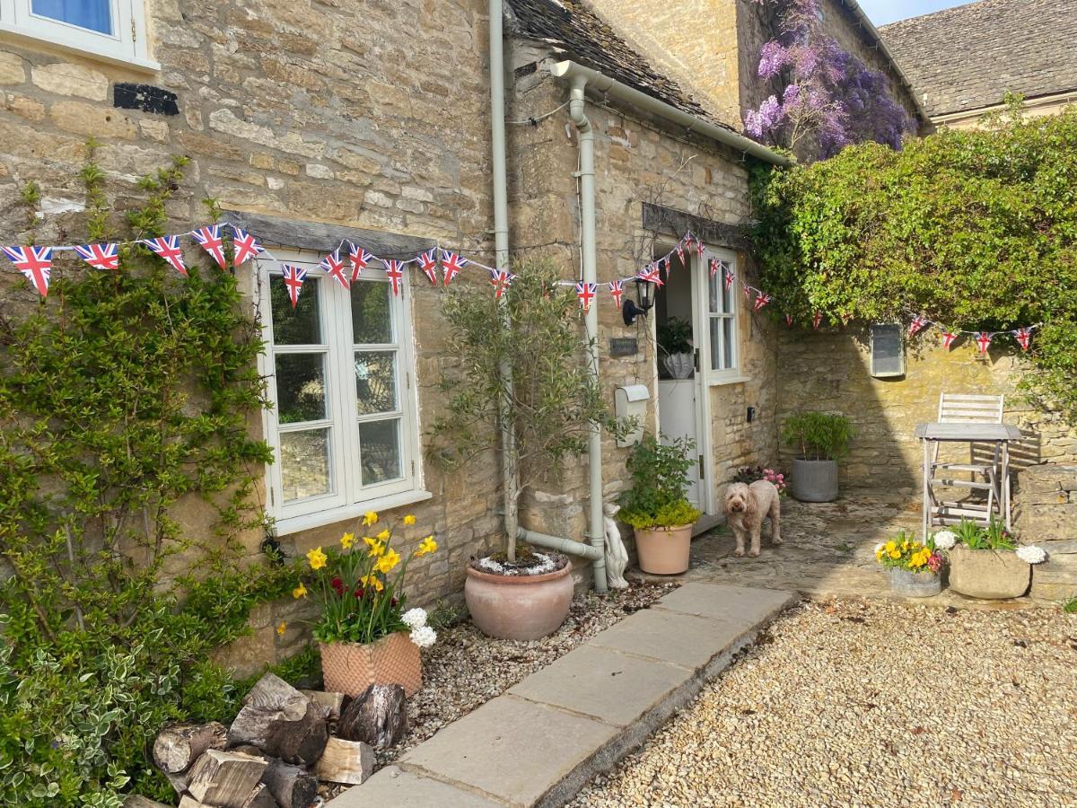 Newmans Cottage เบอร์ฟอร์ด ภายนอก รูปภาพ